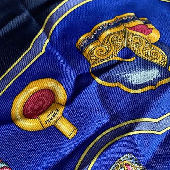 ❤️Hermès Perfume Bottle Silk Square Scarf! - Picture 5 of 10